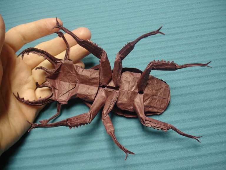 24 More Amazingly Realistic Looking Origami Insects