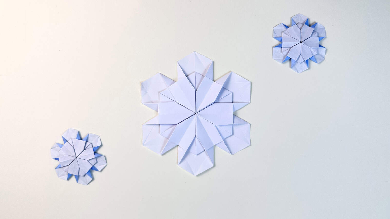 how to make an origami snowflake