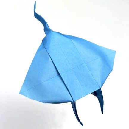 origami manta ray paper fold completed