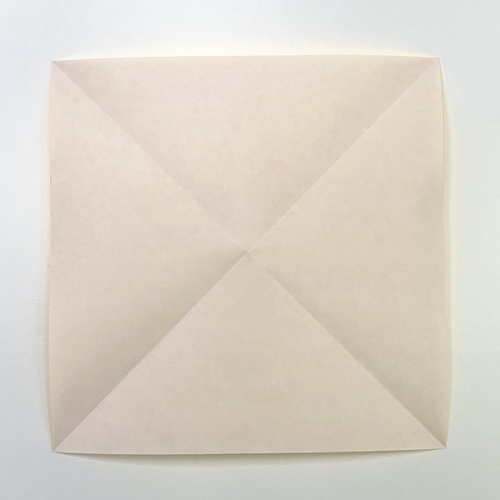 origami pajarita step 1
